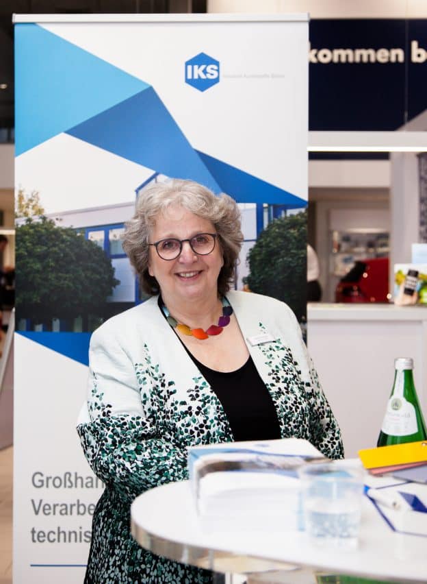 Doris Caspari auf dem IKS Firmenstand